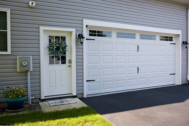 24/7 Emergency Garage Door experts in Forest City, NC
